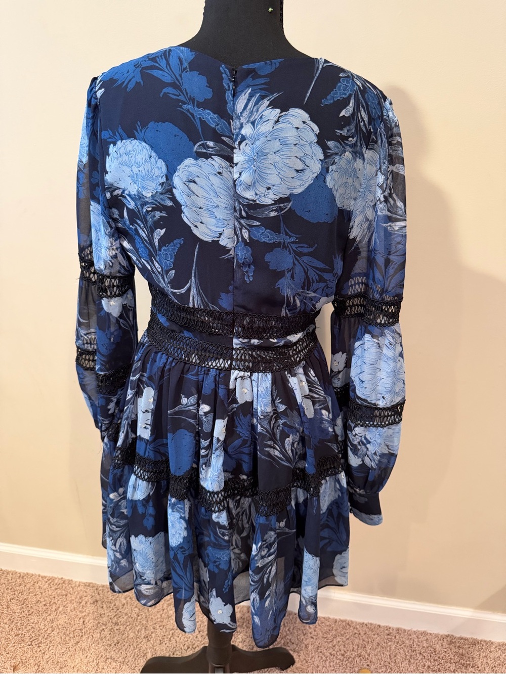 Bardot Blue Floral Chiffon Lace Trim Mini Dress L US 8 - Picture 3 of 8